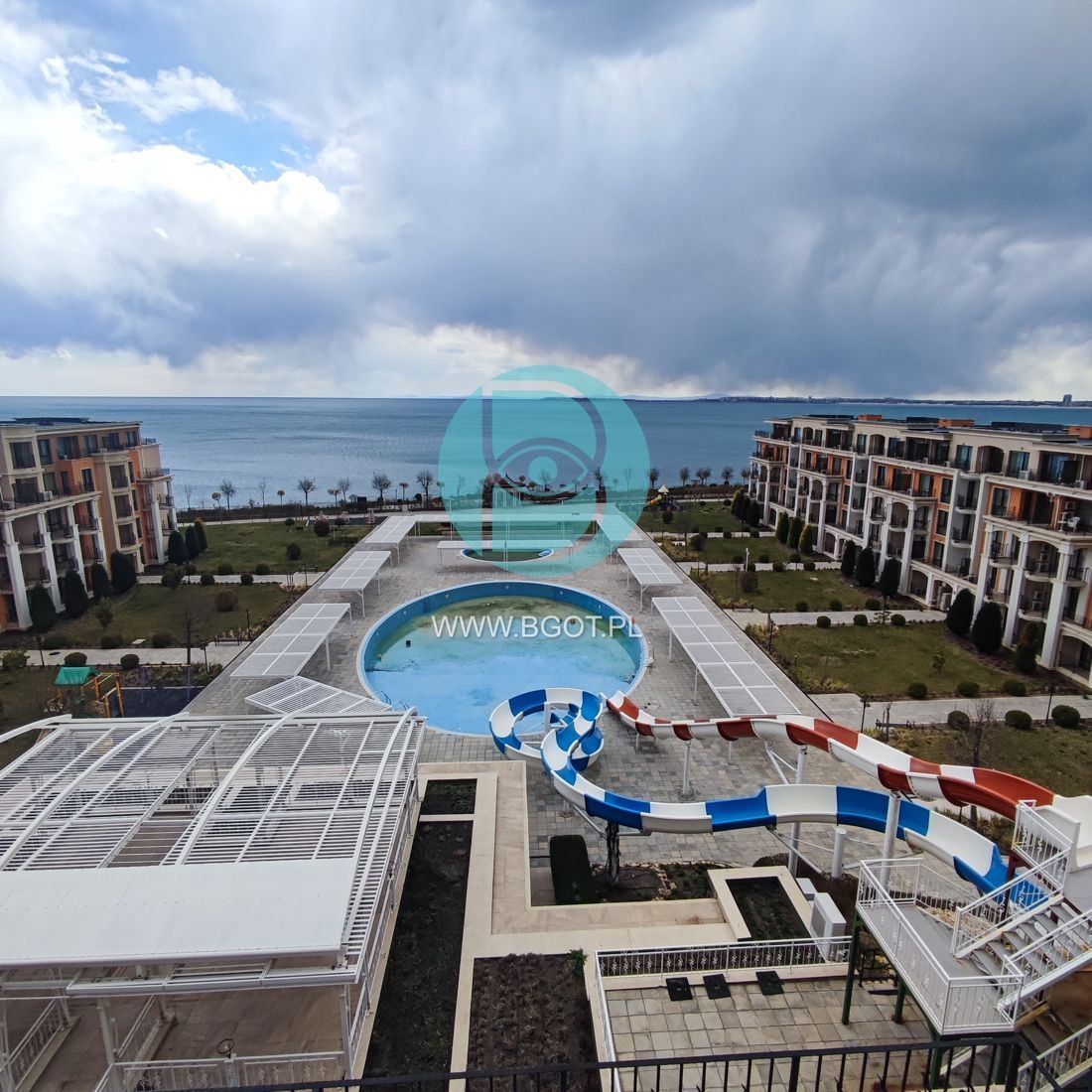 MIESZKANIE Z PANORAMICZNYM WIDOKIEM NA BASEN I MORZE W PREMIER FORT SVETI VLAS