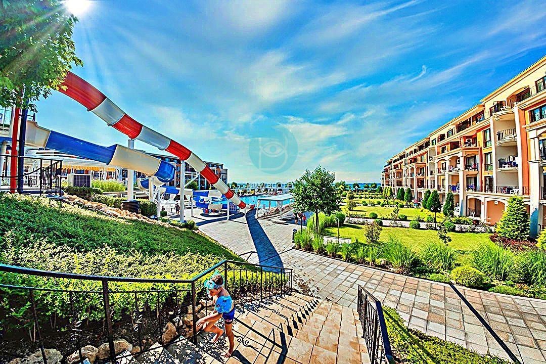 STUDIO Z TARASEM I MALOWNICZYM WIDOKIEM W PREMIER FORT SVETI VLAS