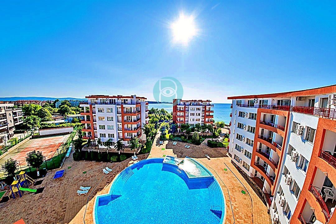 TRZYPOKOJOWE MIESZKANIE Z TARASEM I WIDOKIEM NA BASEN I MORZE W RIVIERA FORT BEACH RAWDA — zdjęcie 1