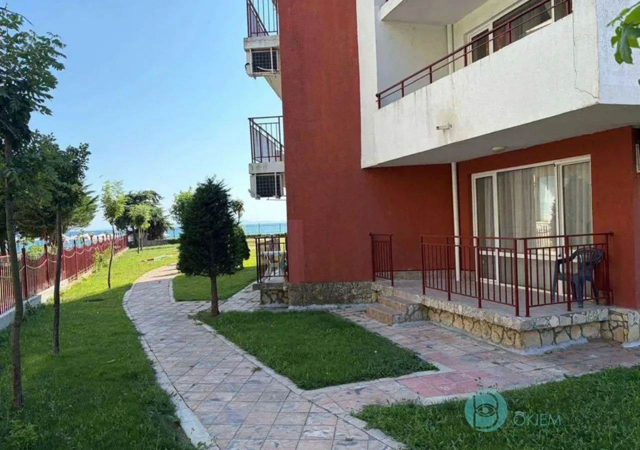2-pokojowy apartament z tarasem i patio – Privilege Fort Beach, Elenite