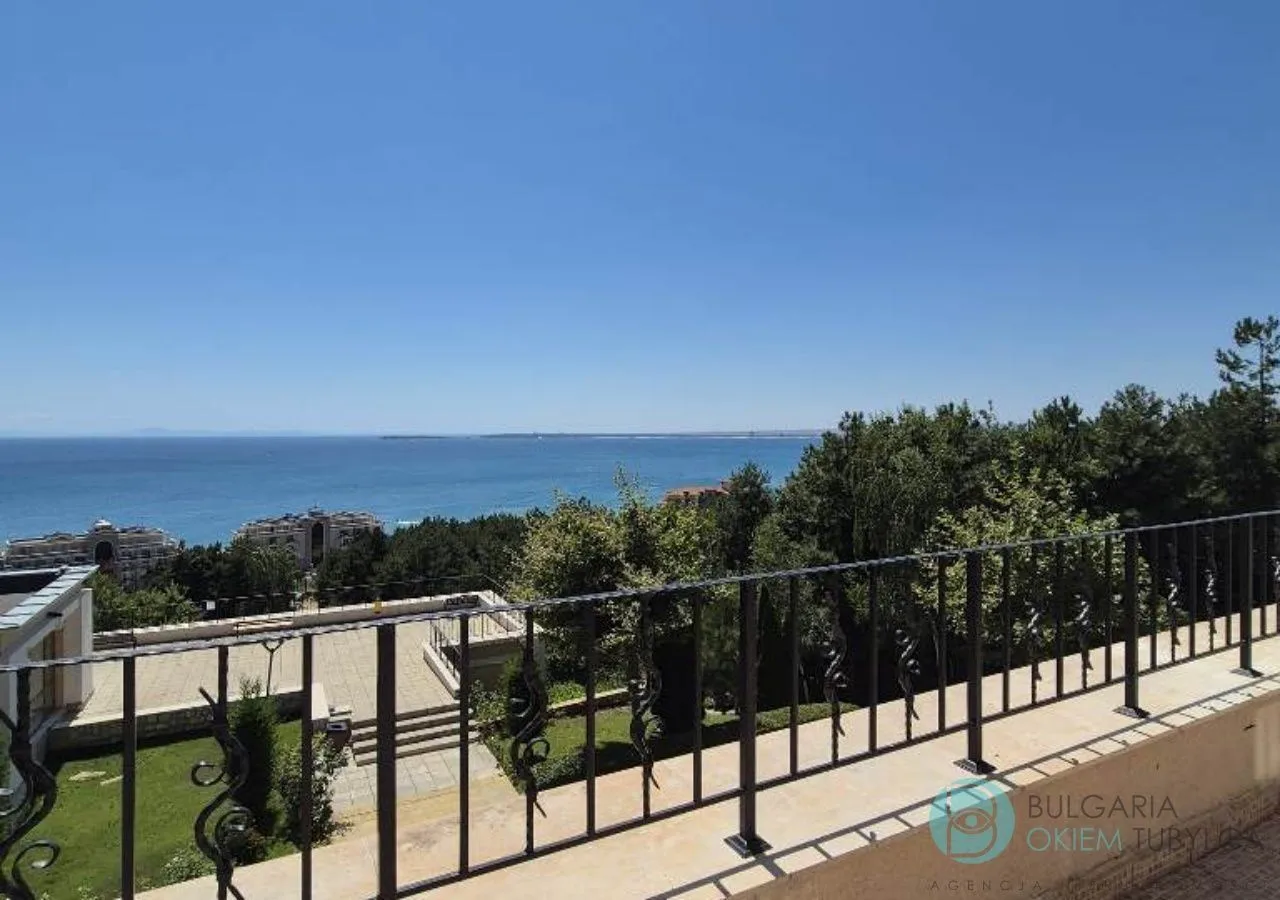 Apartament z ogromnym tarasem i panoramicznym widokiem na morze – Sea Fort, Sveti Vlas
