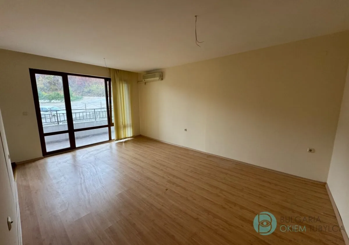 Duże studio z wnęką kuchenną przy plaży, raty do 10 lat – Messambria Fort Beach, Elenite