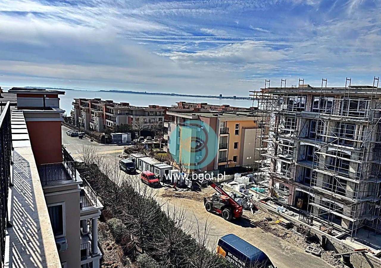 STUDIO Z WIDOKIEM NA MORZE W PREMIER FORT SVETI VLAS — zdjęcie 1