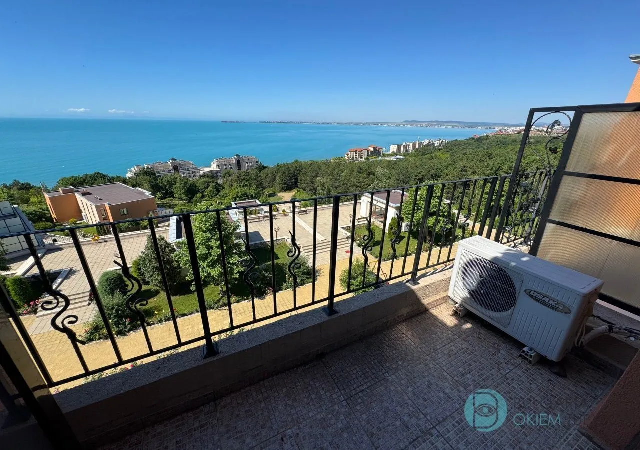 TRZYPOKOJOWE MIESZKANIE Z PANORAMICZNYM WIDOKIEM NA MORZE W SEA FORT SVETI VLAS